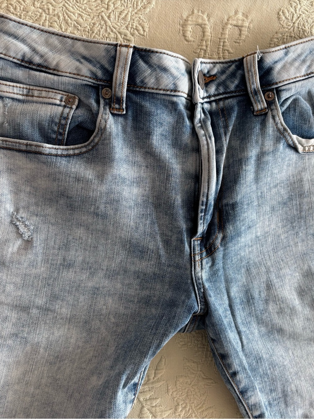 American Eagle Outfitters Jeans Light Wash Slim Straight Jeans Men’s 34x30 EXC - Picture 3 of 6